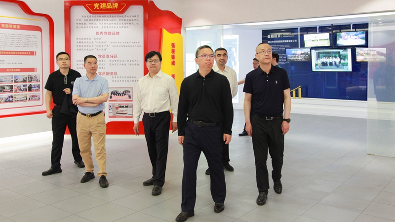 全國(guó)供銷總社副主任侯順利考察浙農(nóng)